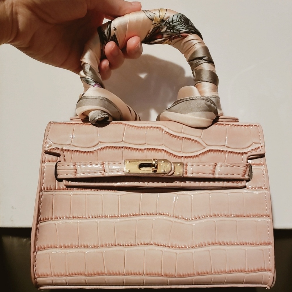small bag - Picture 2 of 4